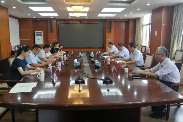 校领导调研学校纪检监察巡察工作